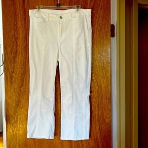 Crop pants, super soft and comfy